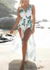 Vestido Longo Estampado com Recortes e Fendas