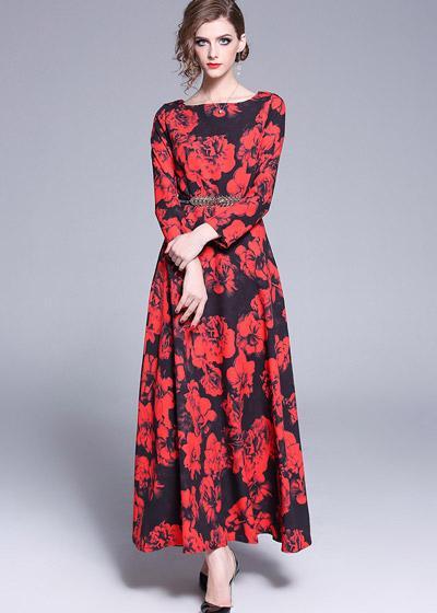 Vestido Longo Evasê Estampado Preto e Vermelho