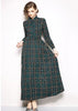 Vestido Longo Estampado Xadrez Manga Longa