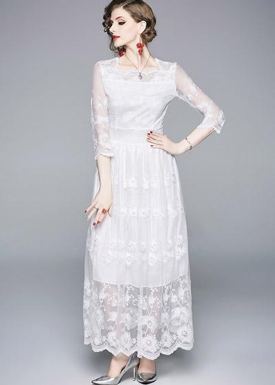 Vestido Evasê de Renda Longo Branco para Festa