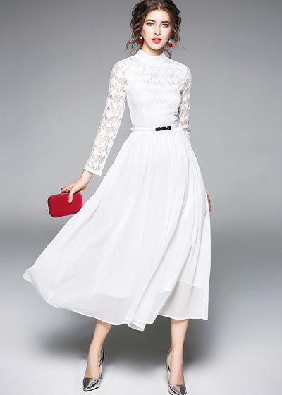 Vestido Midi Branco com Renda Por Cima