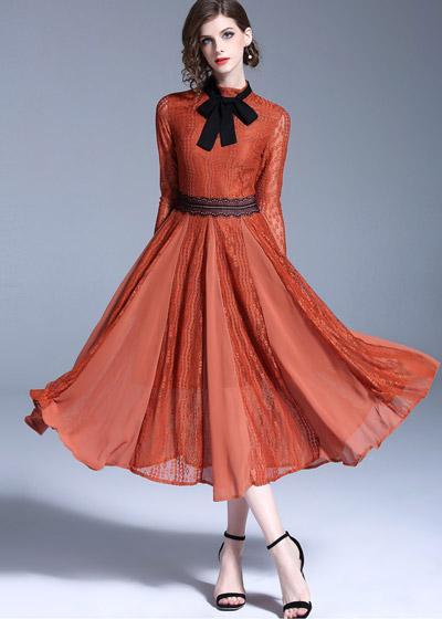 Vestido Midi Evasê Renda Laço na Gola