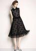 Vestido de Renda Preto com Pedraria