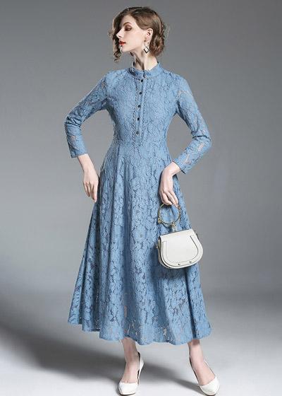 Vestido Renda Evasê com Botões na Frente