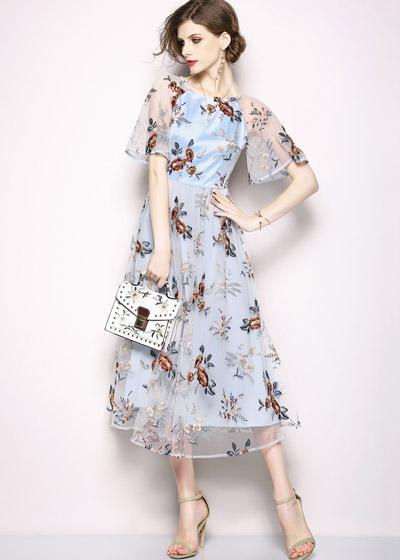 Vestido Midi Evase Tule Bordado Floral para Festa