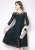 Vestido Midi de Renda com Manga
