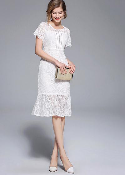 Vestido Midi Renda Branco com Babado na Barra