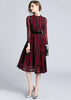Vestido Midi Evasê Renda Guipir com Cinto