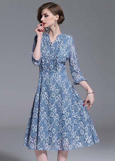 Vestido Midi de Renda com Manga para Festa