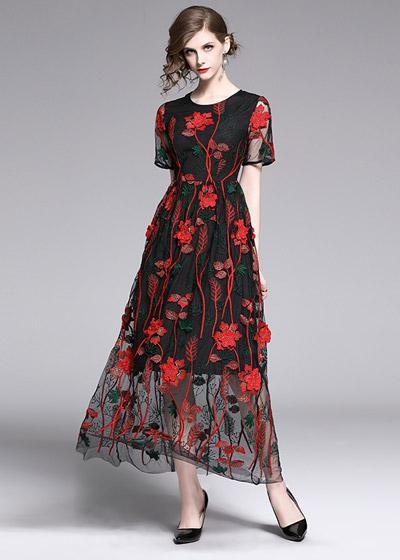 Vestido Midi Tule Bordado Floral Preto