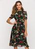 Vestido Floral Midi com Fundo Preto