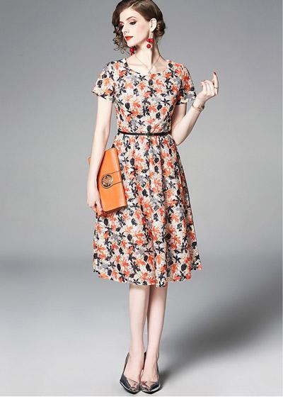Vestido de Renda Estampada com Cinto