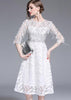 Vestido Evase Midi Branco com Pedraria Festa