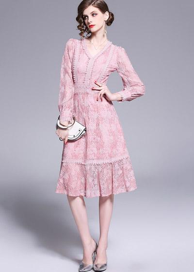 Vestido Midi Renda Rose com Botão na Frente
