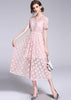 Vestido Midi Evasê Renda Rose Manga Curta