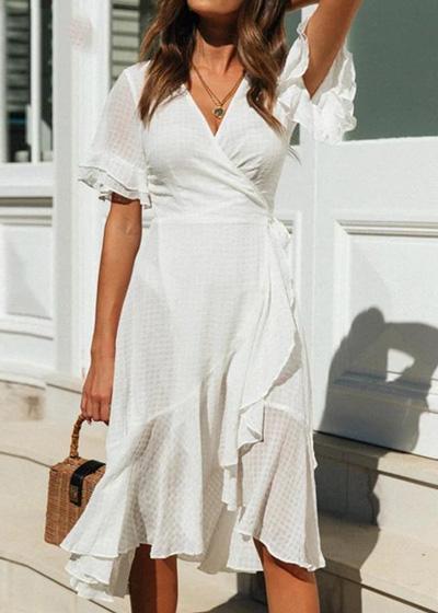 Vestido Midi Envelope Branco com Babado na Barra