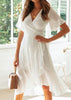 Vestido Midi Envelope Branco com Babado na Barra