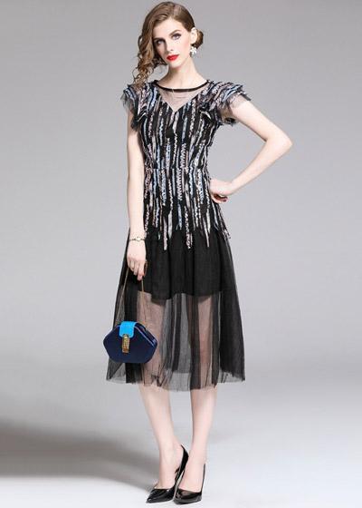 Vestido Evase Midi Preto Tule com Bordado