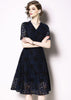 Vestido Midi de Renda Azul Marinho